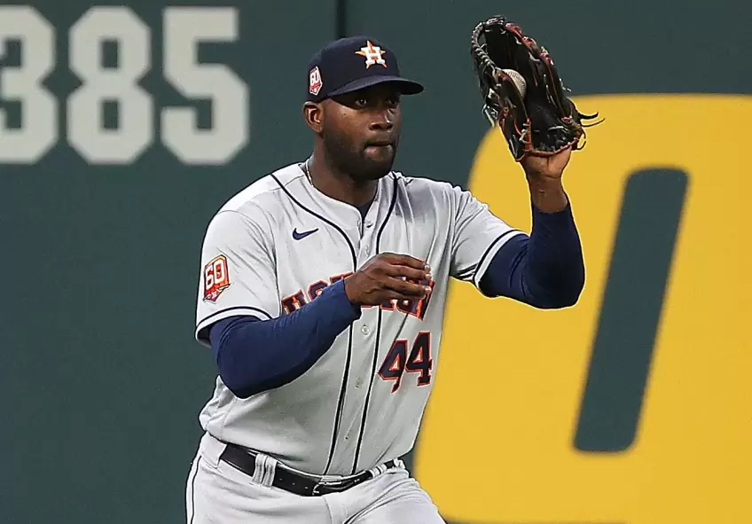 Dusty Baker on Yordan Alvarez: "The doctors couldn’t find anything, but.."