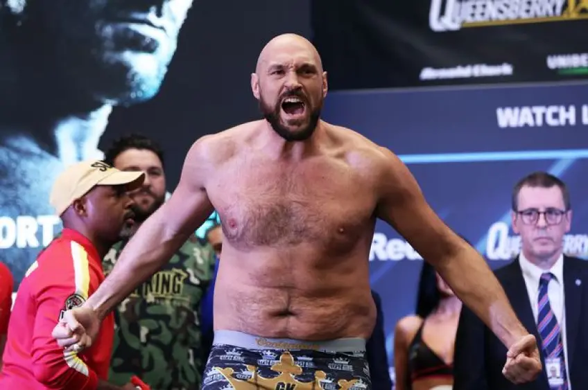 The aim of Tyson Fury in 2023 is to have three fights