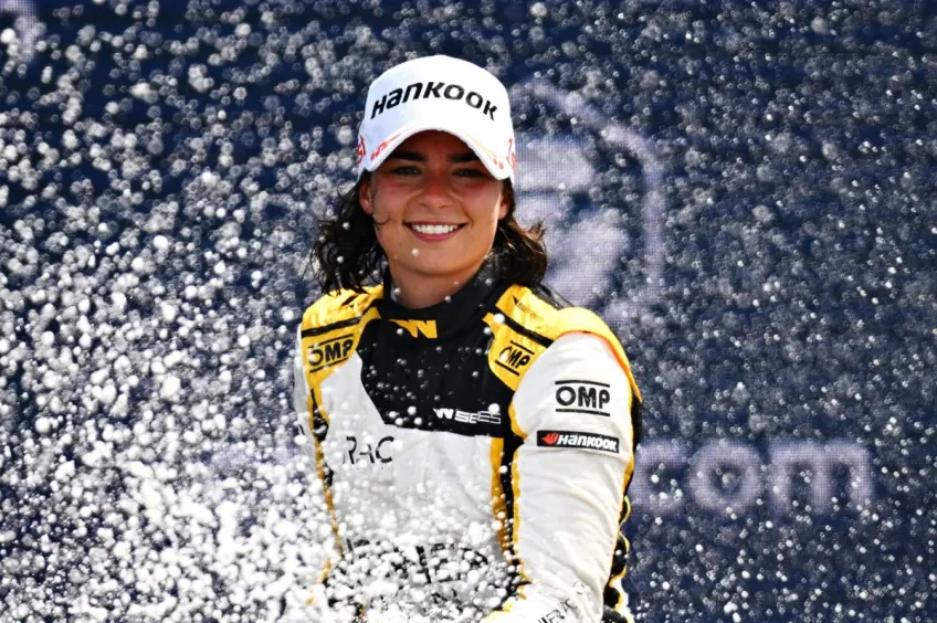 W series champion Jamie Chadwick still targets F1 after joining Andretti in Indy NXT