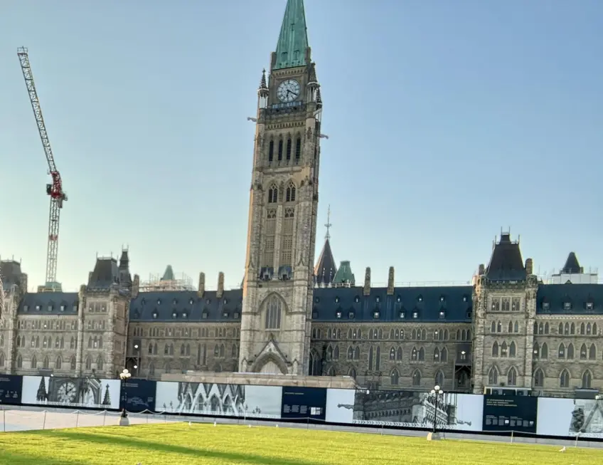Bank of Canada plans gradual interest rate cuts